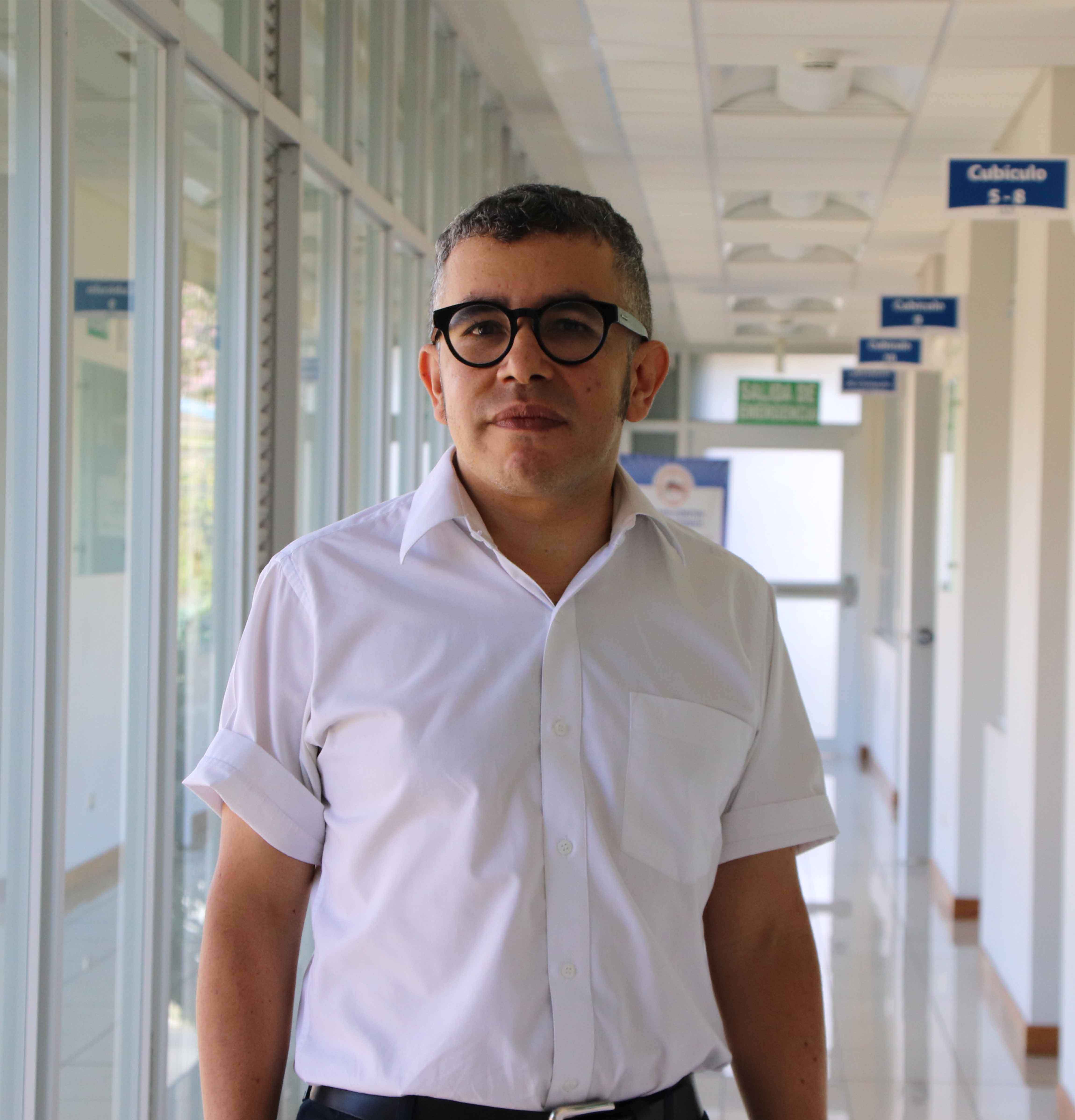 Ronald Bustamante 